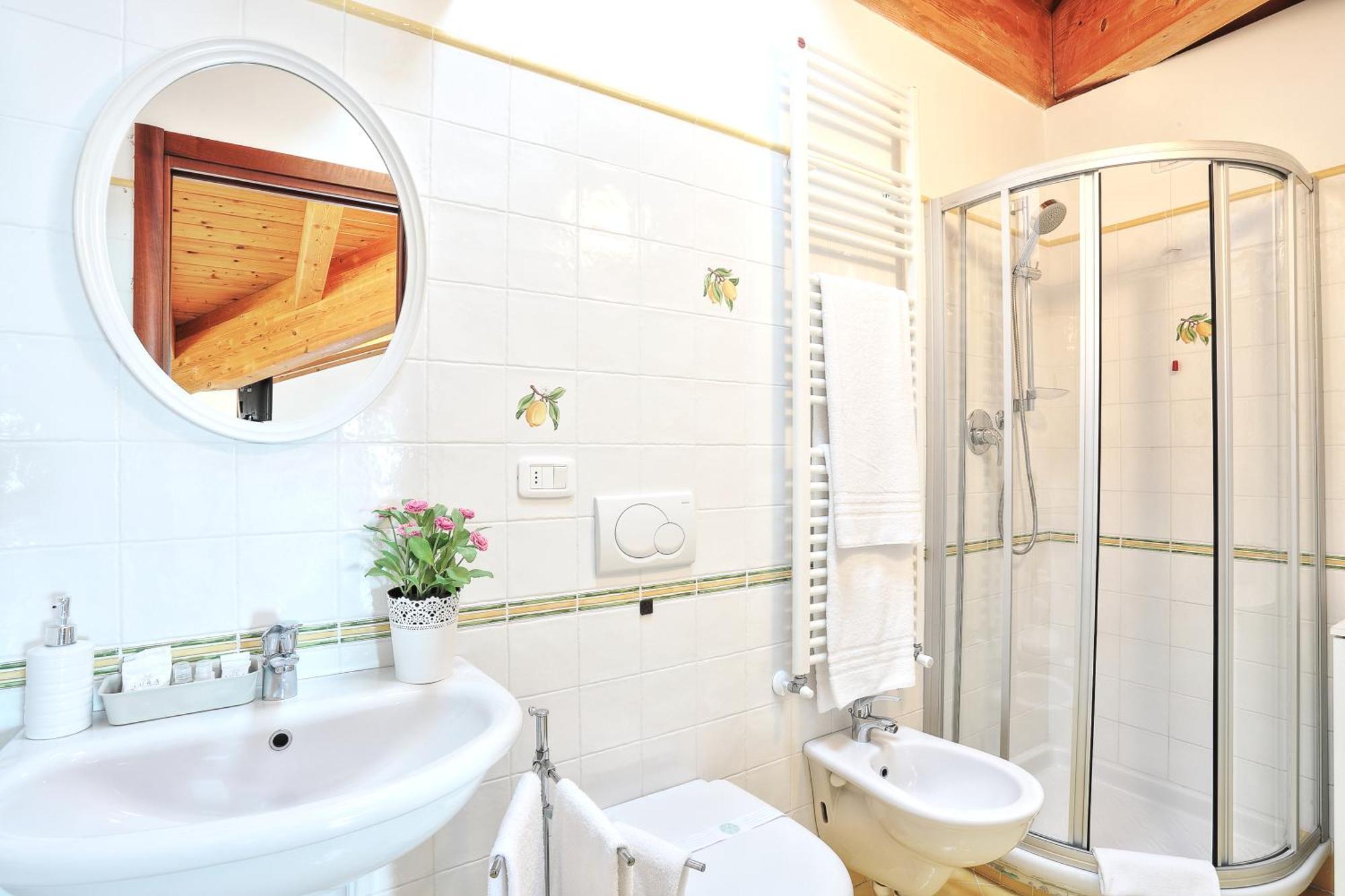 רוזטו דליי אברוצי Mazzarosa Residence מראה חיצוני תמונה